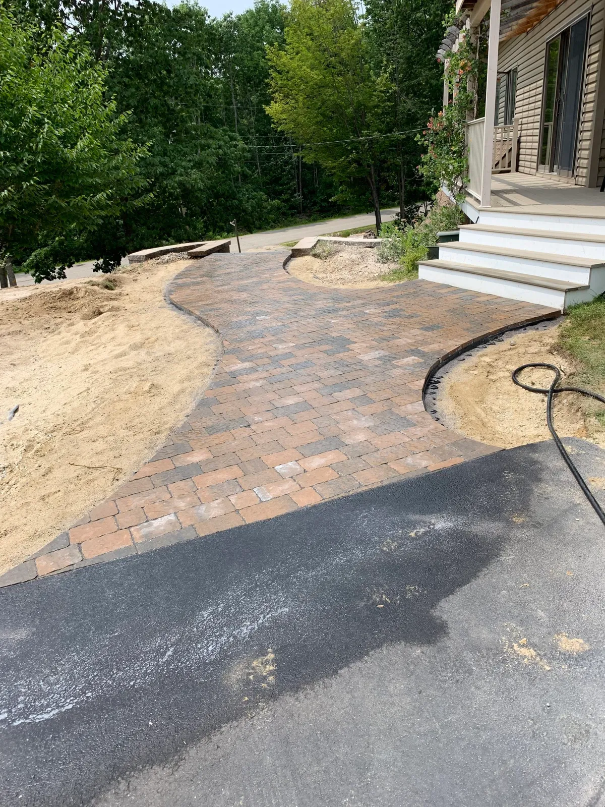 Elf's Landscaping Inc researched project photo
