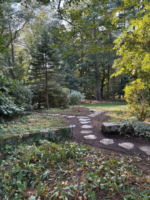 Oak & Laurel Landscape Design researched project photo