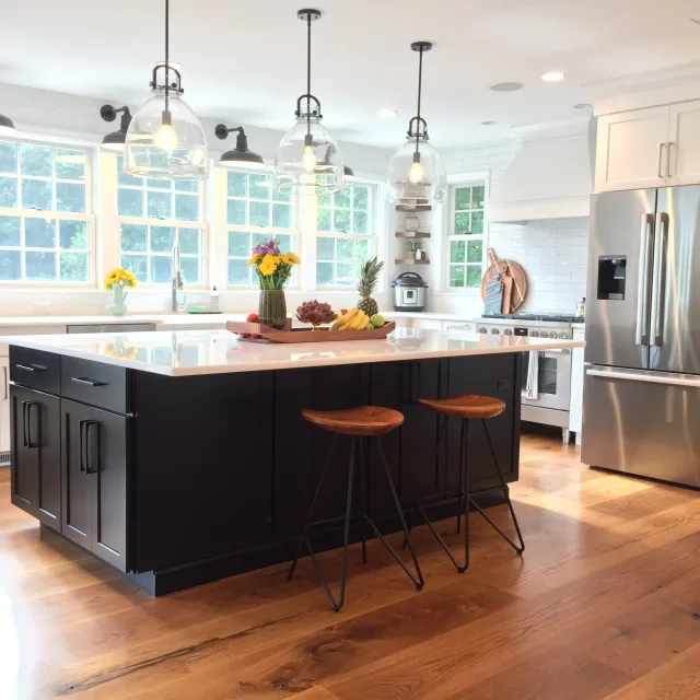 MODERN FARMHOUSE KITCHEN