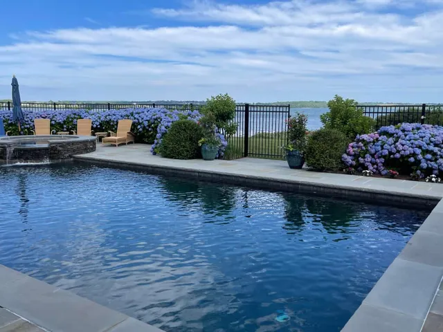 work photo from heritageoakslandscapingllc.com