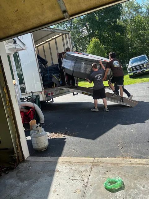 Gordon's Moving work photo