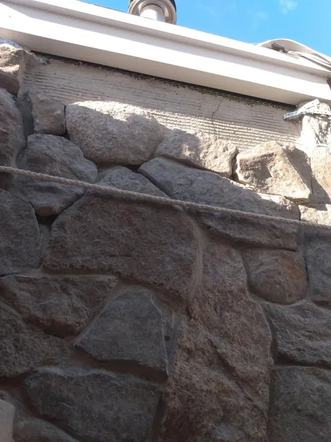 Close up of fitted natural stone veneer