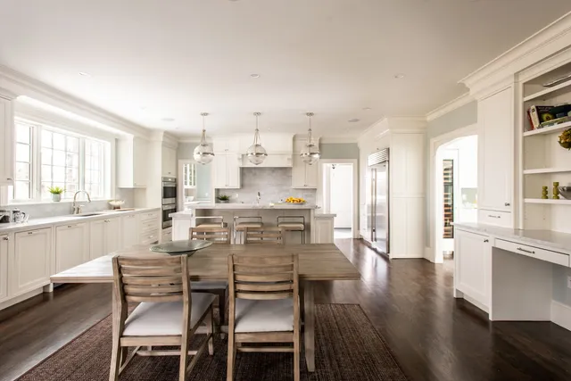 Right Angle Kitchens & Design Inc.