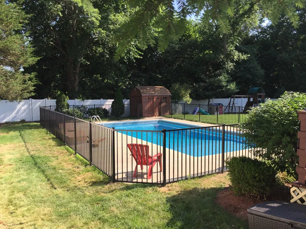 aluminum around pool in Wayland1.jpg