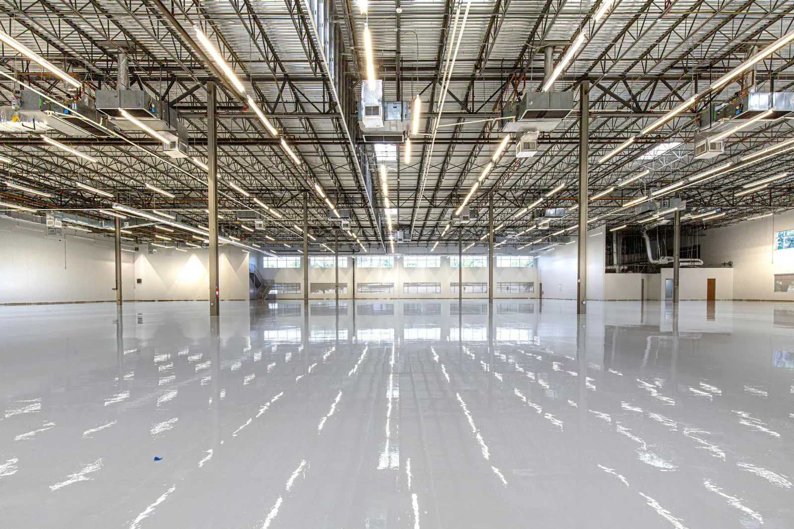 Epoxy floor coating