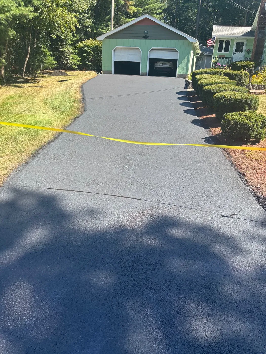 work photo from eagle-sealcoating.com