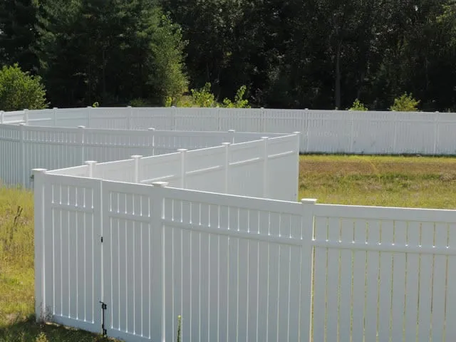 work photo from steadfastfence.com