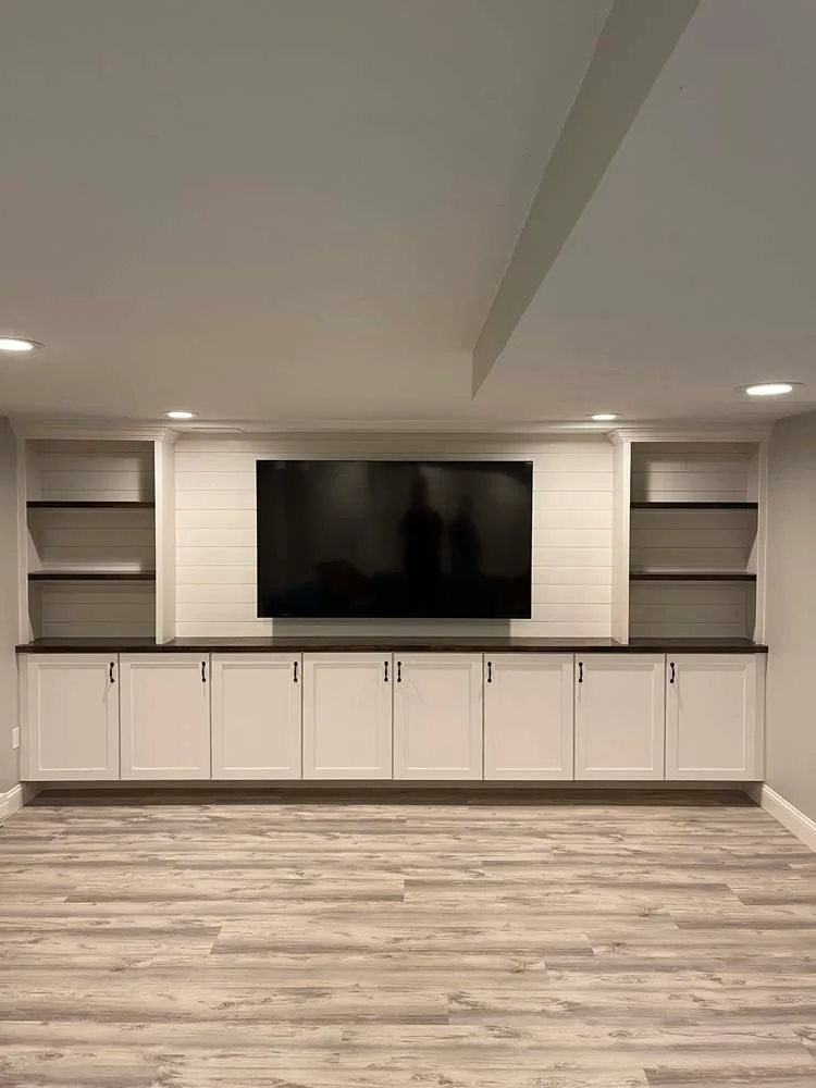work photo from benchmarkbasementfinishing.com