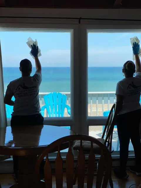 Lucy's Maid Cleaning Service
