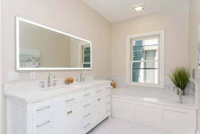 work photo from crestwoodcarpentry.com