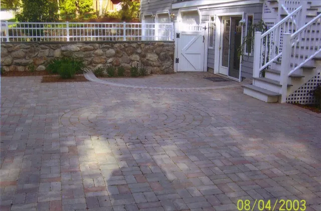work photo from rainonelandscaping.com