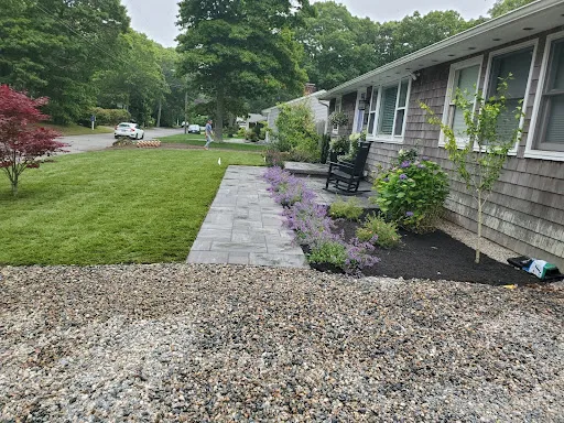 Estanis Landscaping work photo