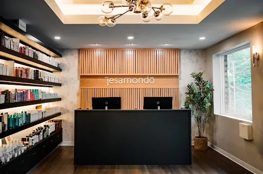 Review photo by Jesamondo Salon & Spa