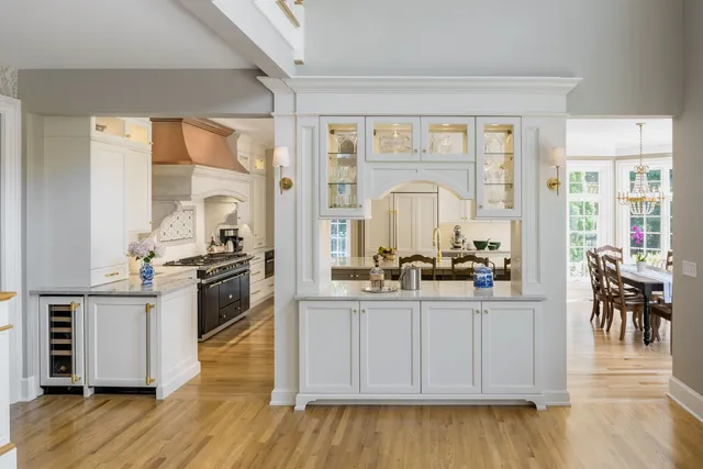 work photo from heritagekitchendesignri.com