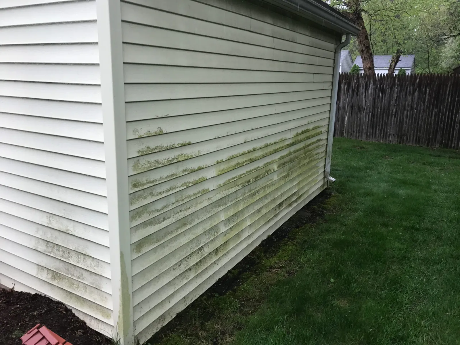 work photo from powerhousepowerwashing.com