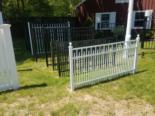 Ron Forest & Sons Fence Company work photo