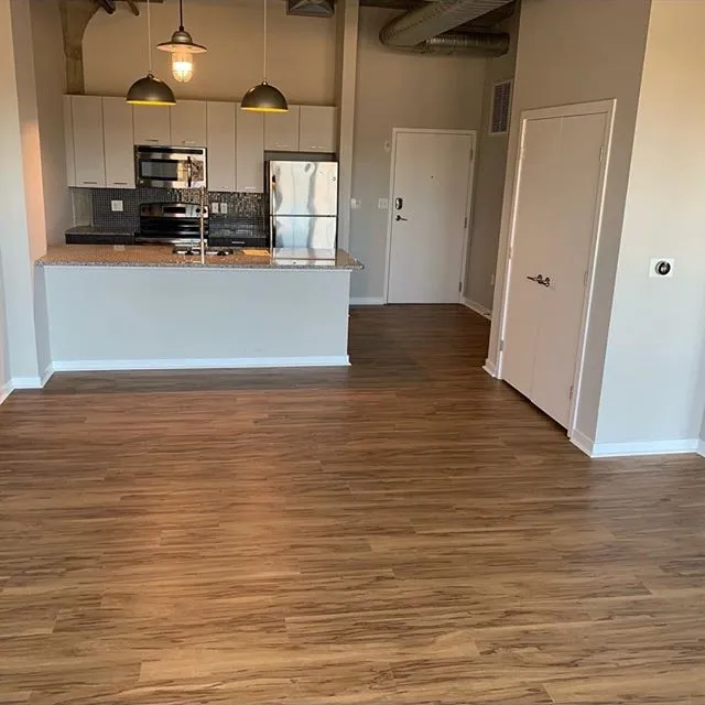 New England Carpet and Flooring LLC