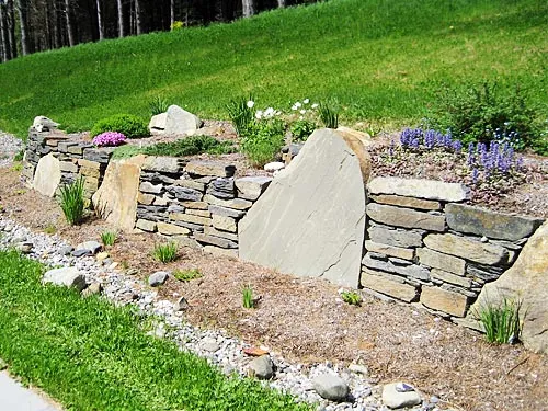 work photo from stonewallhardscapes.com