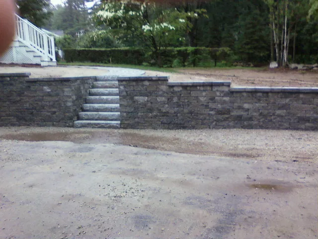 work photo from sandslandscapingnh.com