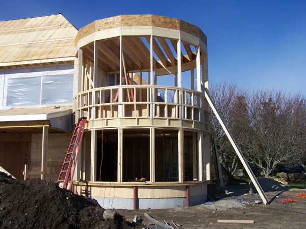 framing round room