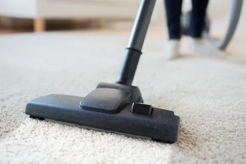 •	Dust all furniture and decorations
•	Behind furniture
•	Wipe down cabinets
•	Vacuum closets and carpets
•	Countertops and baseboards
•	Doors
•	Cobwebs
•	Windowsills 
•	Blinds
•	Full bathroom
•	Vacuum and wash floors
•	wipe/clean ceiling fans