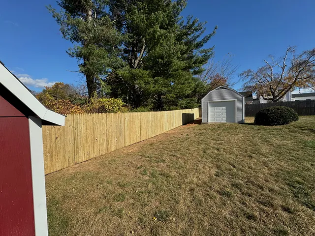 work photo from thefenceguysct.com