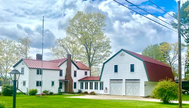 work photo from modernssmetalroofing.com