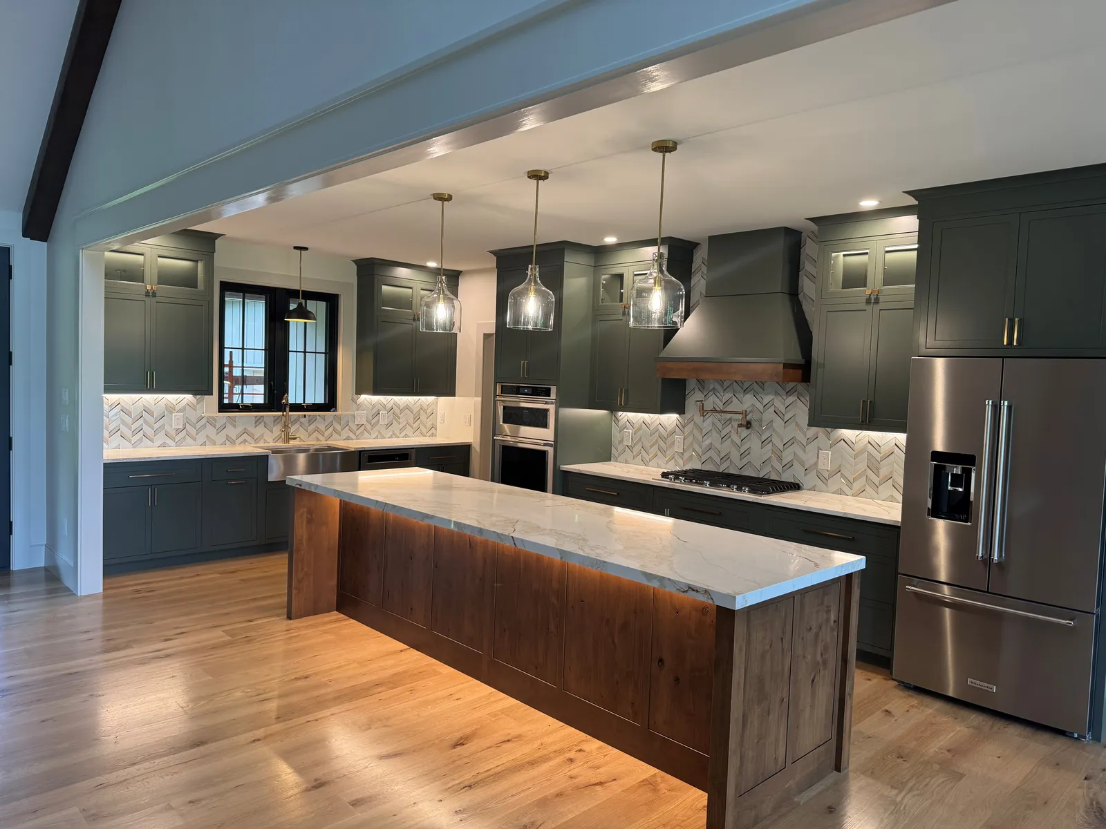 work photo from primepowerandlightingllc.com