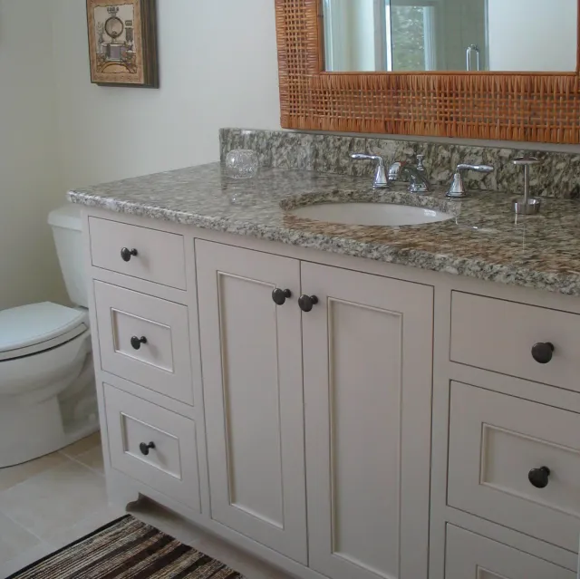 work photo from taylormadecabinets.net