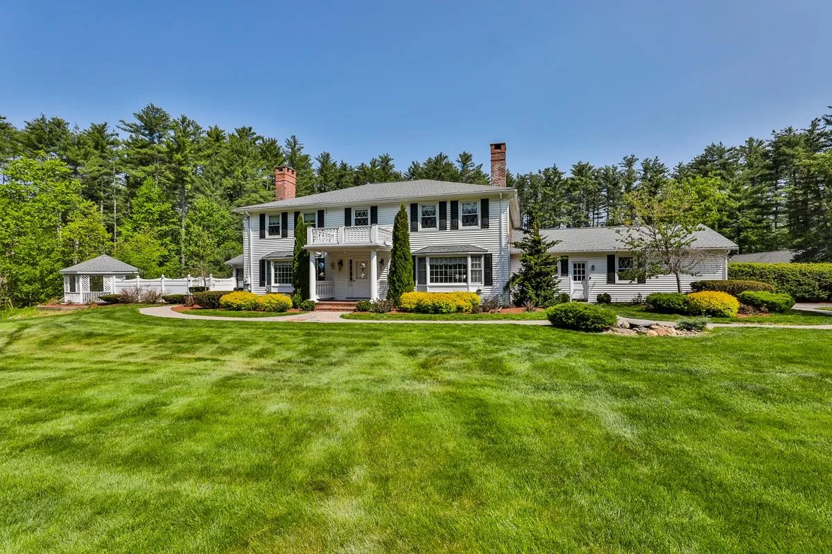 221 Osgood Road