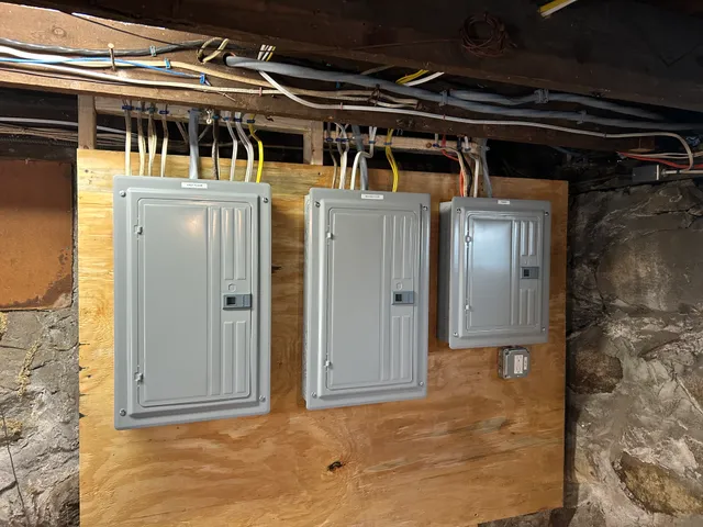 Taverna Electric work photo