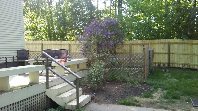 work photo from abbottfence.com