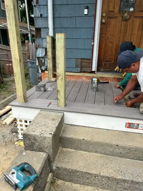 work photo from roofinglynn.com