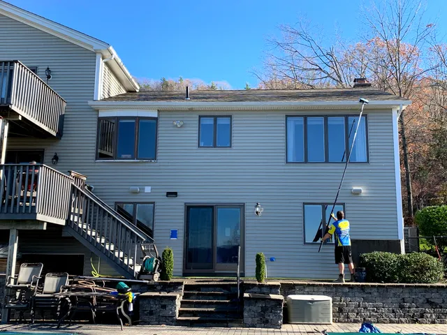 Sparkle Pressure Wash LLC work photo