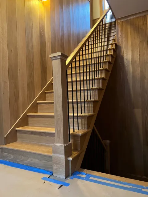 Treads, newel & balusters