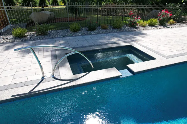 work photo from gunitepoolrenovators.com