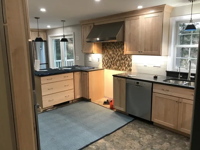 work photo from newenglandhomepros.com