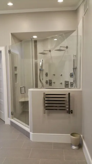 1201 Comm   Master Shower
