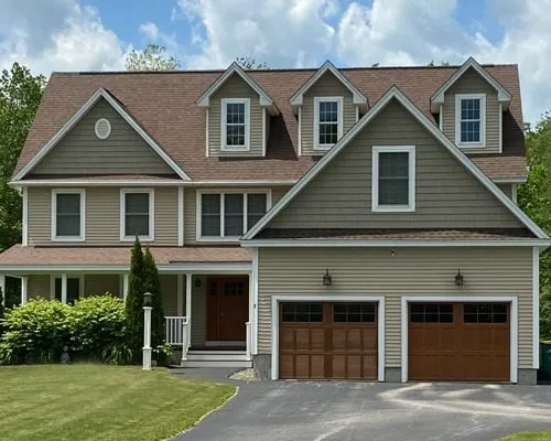 Rochester-2-Story-Front-Load-Garage