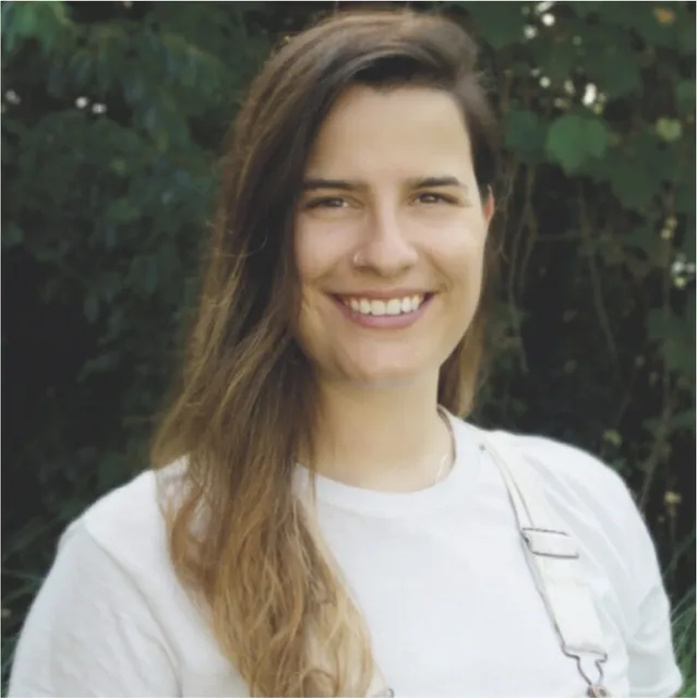 Headshot of Jessica Araujo, owner of Greenhaus Painting in Westport, CT