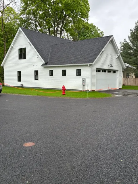 PREMIUM ROOFING THAT LASTS DECADES