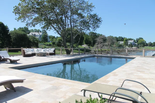 work photo from aquaknotpools.com