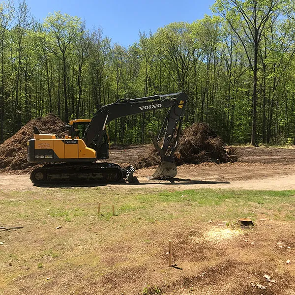 work photo from micklontreeandlandscape.com