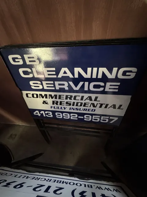 work photo from pittsfieldhousecleaning.com