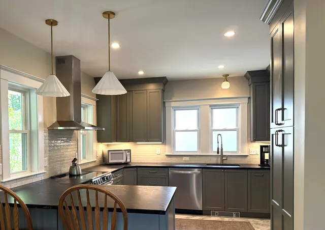 work photo from custom-contracting.com