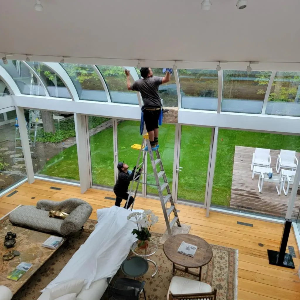 work photo from windowscleaningexpert.com