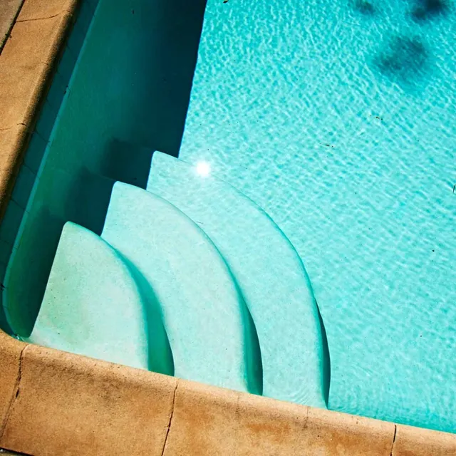 Lucky Duck Pools verified work photo
