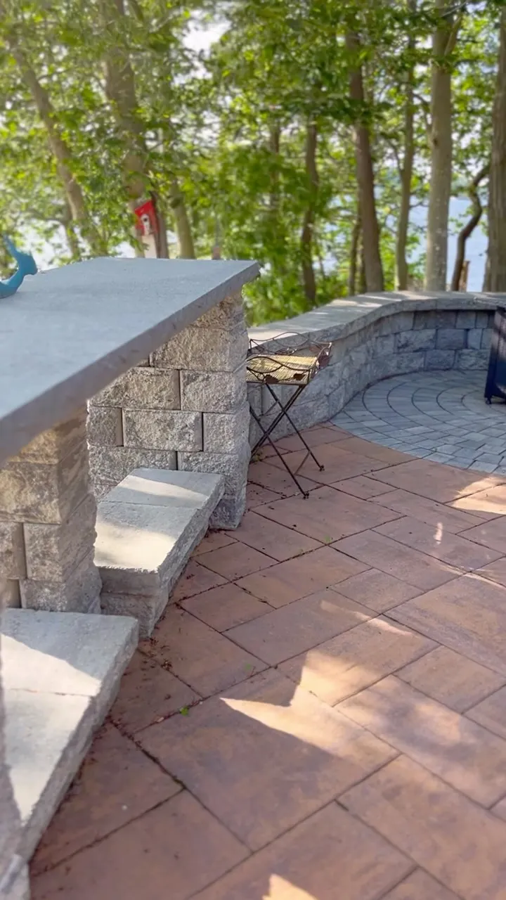 Custom bar and patio build off Long Pond 😎🍹🌊

#patio
#landscape 
#landscapedesign 
#hardscape 
#waterfront