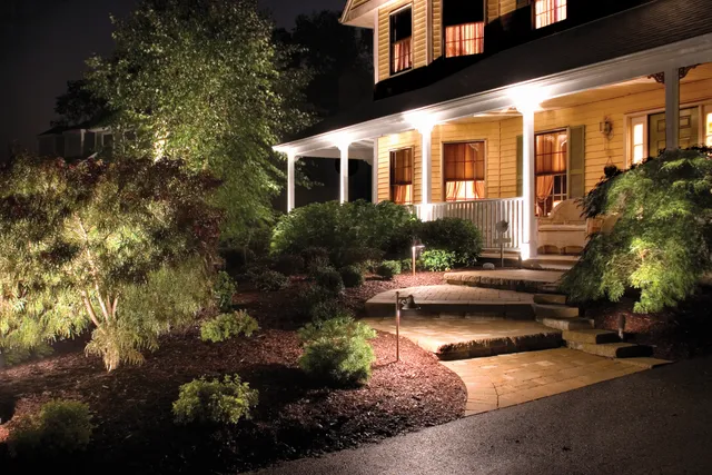 work photo from outdoorlightingdesign.com