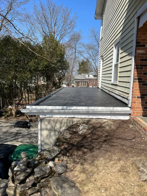 work photo from senroofing.com